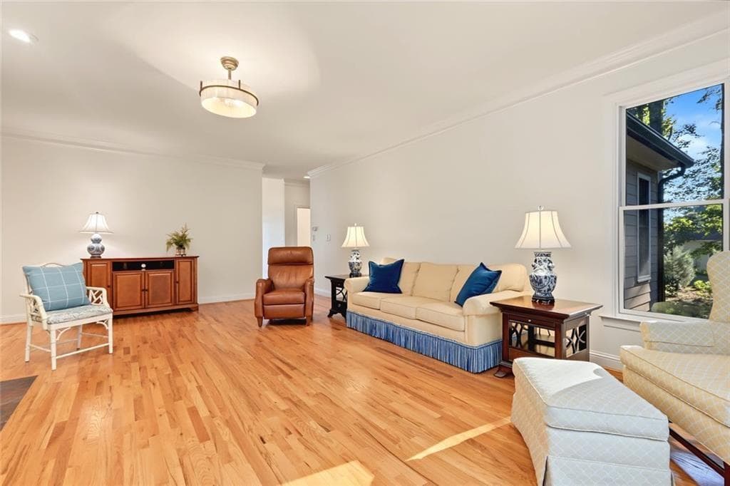 3 bedroom, 3 bathroom, 3,817 sq ft single family residence for sale at 884 Fairway Drive, Monroe, GA 30655 — photo 9