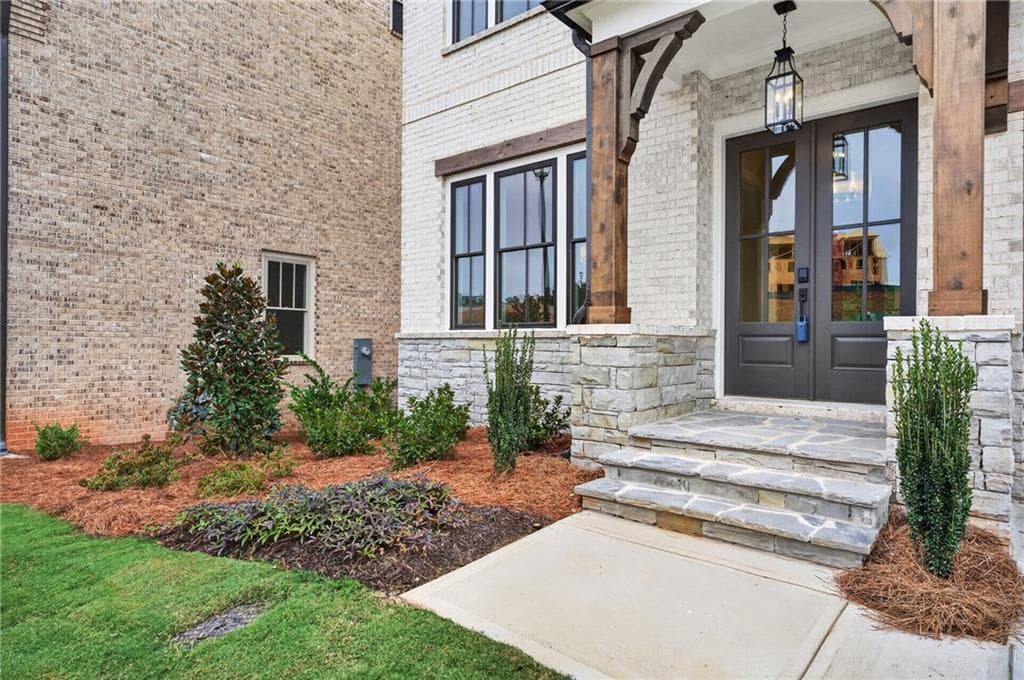 5 bedroom, 6 bathroom, 5,896 sq ft single family residence for sale at 3495 Vermillion View, Suwanee, GA 30024 — photo 3