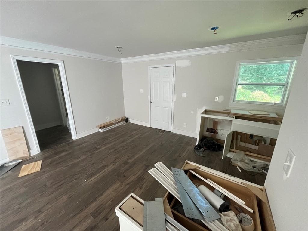 4 bedroom, 2 bathroom, 875 sq ft single family residence for sale at 446 Fedora Way, Atlanta, GA 30331 — photo 7
