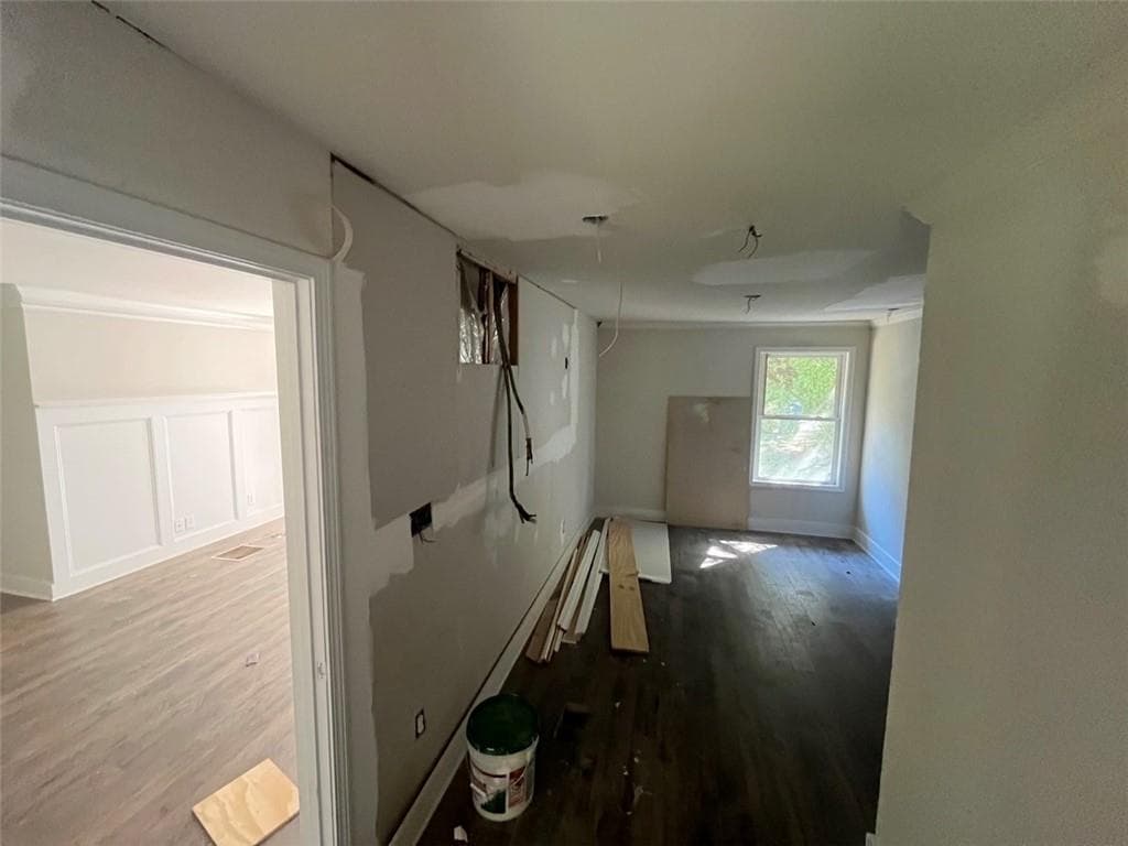 4 bedroom, 2 bathroom, 875 sq ft single family residence for sale at 446 Fedora Way, Atlanta, GA 30331 — photo 9