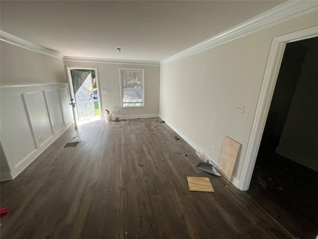 4 bedroom, 2 bathroom, 875 sq ft single family residence for sale at 446 Fedora Way, Atlanta, GA 30331 — photo 8