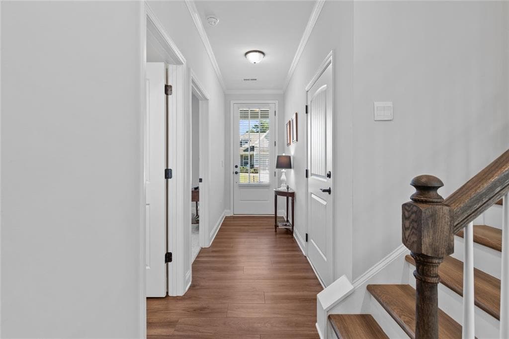 3 bedroom, 3 bathroom, 2,382 sq ft single family residence for sale at 10 Palmetto Run Run, Dallas, GA 30132 — photo 3