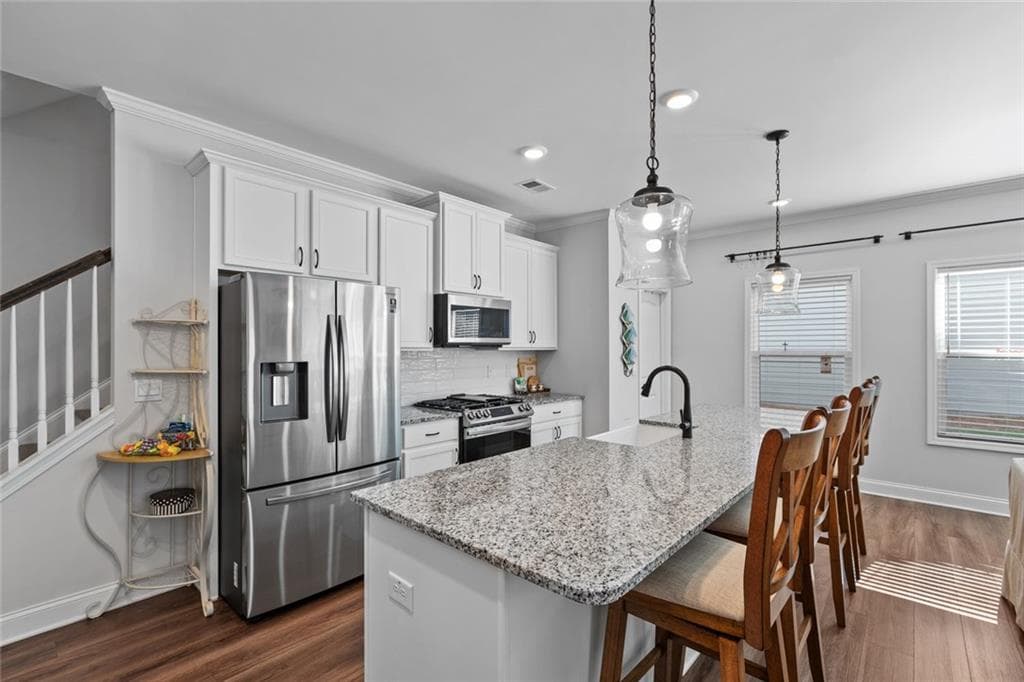 3 bedroom, 3 bathroom, 2,382 sq ft single family residence for sale at 10 Palmetto Run Run, Dallas, GA 30132 — photo 5