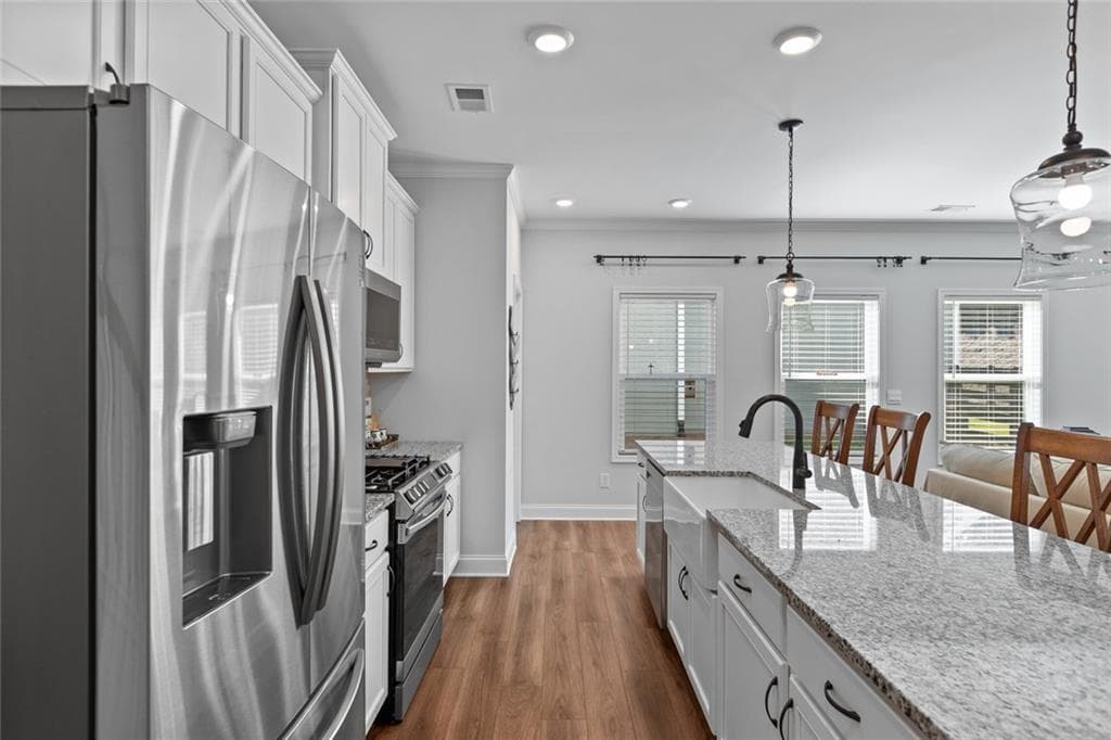 3 bedroom, 3 bathroom, 2,382 sq ft single family residence for sale at 10 Palmetto Run Run, Dallas, GA 30132 — photo 6