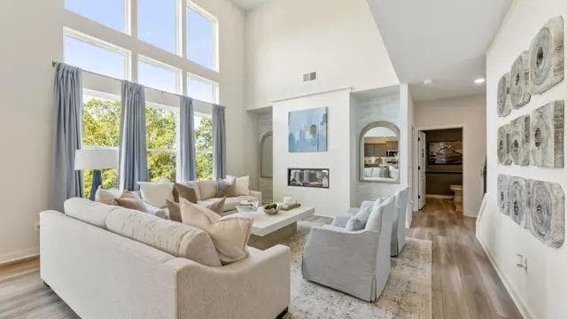 5 bedroom, 4 bathroom, 3,210 sq ft single family residence for sale at 5618 Rosehall Place, Atlanta, GA 30349 — photo 3
