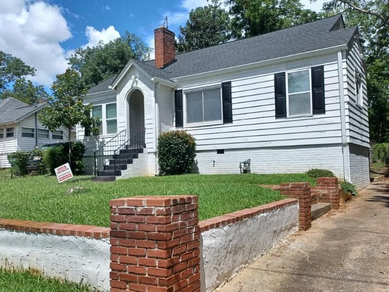 3 bedroom, 2 bathroom, 1,666 sq ft single family residence for sale at 1888 Conrad Avenue, Atlanta, GA 30315 — photo 2