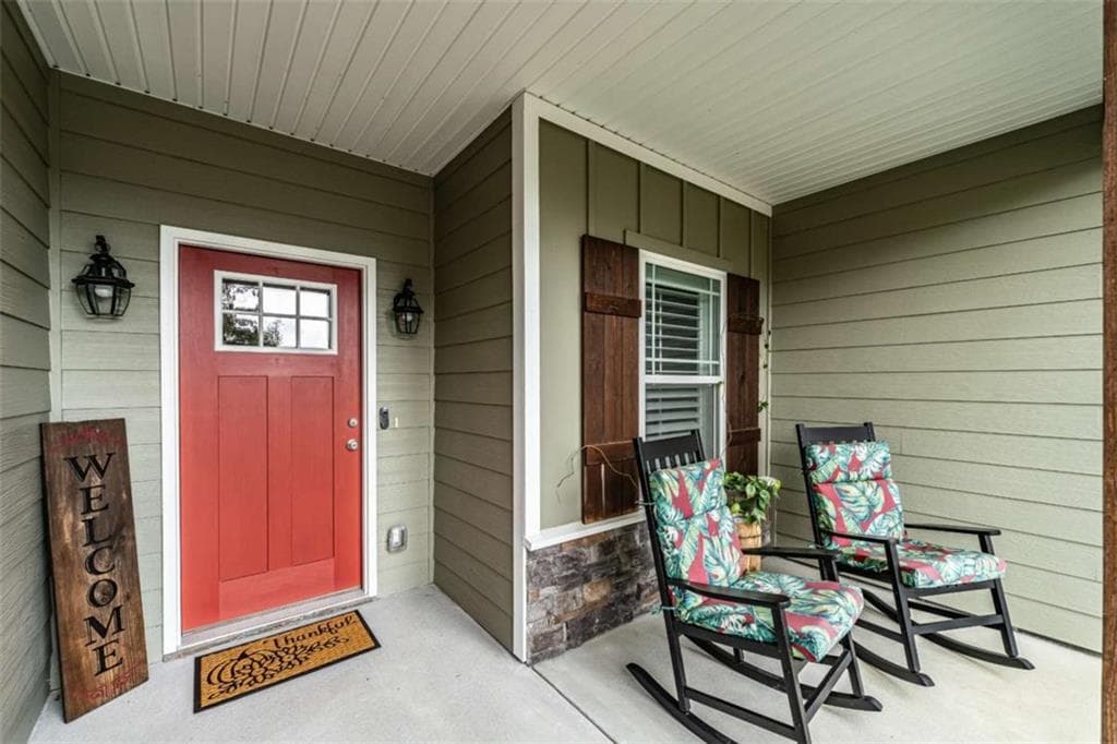 3 bedroom, 2 bathroom, 2,000 sq ft single family residence for sale at 4 Water Oak Trail, Rome, GA 30165 — photo 2
