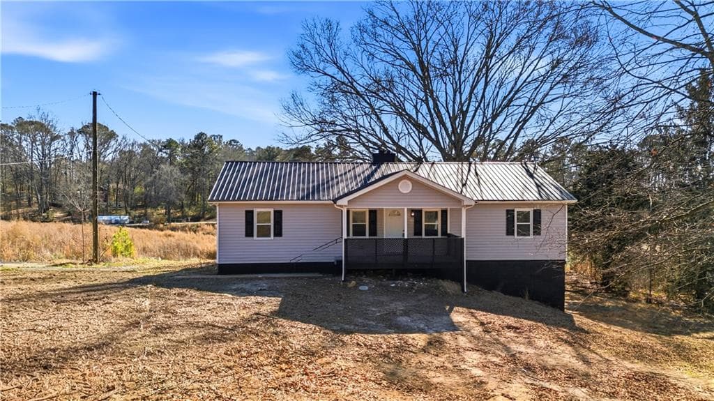 3 bedroom, 2 bathroom, 3,635 sq ft single family residence for sale at 1781 Brooks Road, Dacula, GA 30019 — photo 3