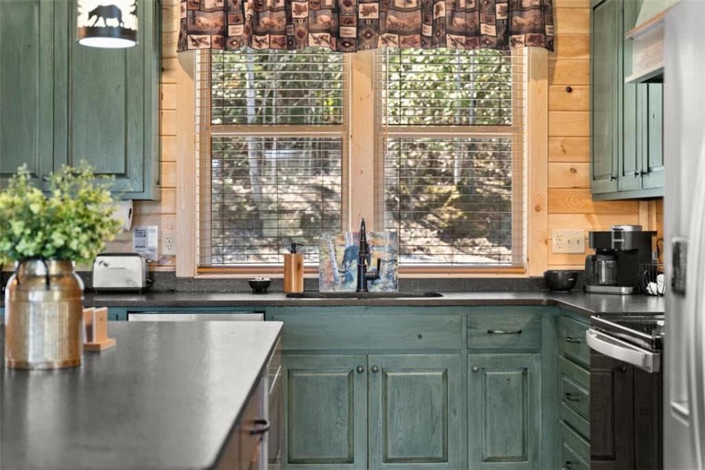 3 bedroom, 3 bathroom, 2,130 sq ft single family residence for sale at 473 Monroe Ridge Road, Sautee Nacoochee, GA 30571 — photo 10