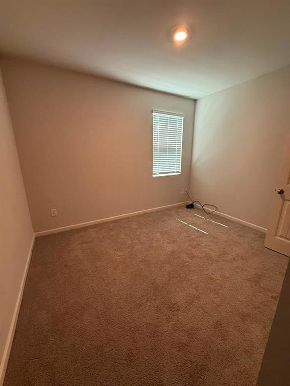 5 bedroom, 4 bathroom, 3,480 sq ft single family residence for sale at 7481 Hawk Tail Way, Fairburn, GA 30213 — photo 4