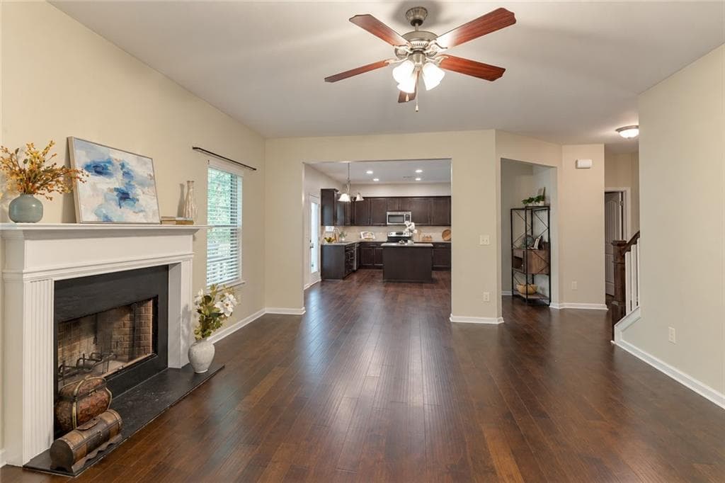 5 bedroom, 4 bathroom, 2,390 sq ft single family residence for rent at 902 Whitfield Oak Road, Auburn, GA 30011 for $2,500 a month — photo 2