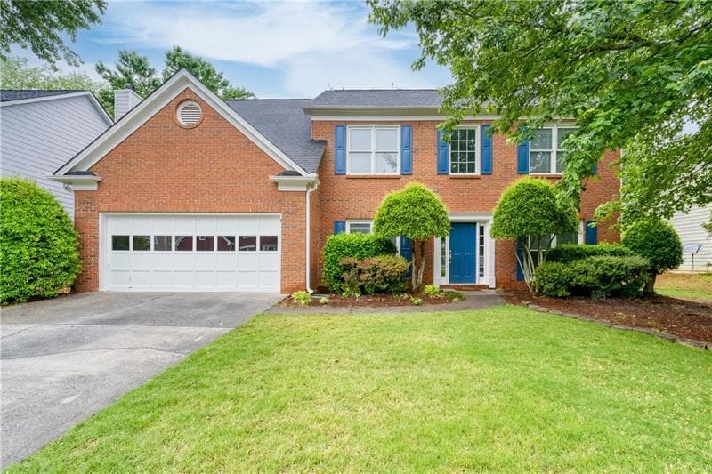 4 bedroom, 3 bathroom, 2,356 sq ft single family residence for rent at 355 Lamme Chase, Johns Creek, GA 30097 for $3,000 a month — photo 2
