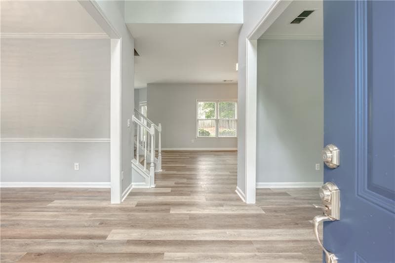 4 bedroom, 3 bathroom, 2,356 sq ft single family residence for rent at 355 Lamme Chase, Johns Creek, GA 30097 for $3,000 a month — photo 3