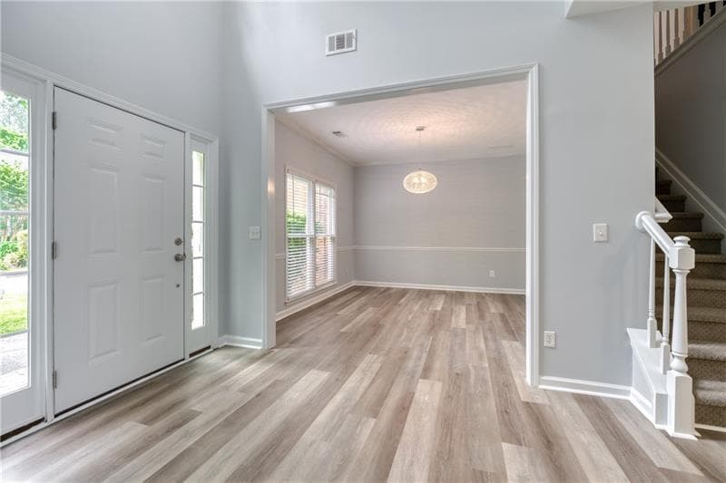 4 bedroom, 3 bathroom, 2,356 sq ft single family residence for rent at 355 Lamme Chase, Johns Creek, GA 30097 for $3,000 a month — photo 4