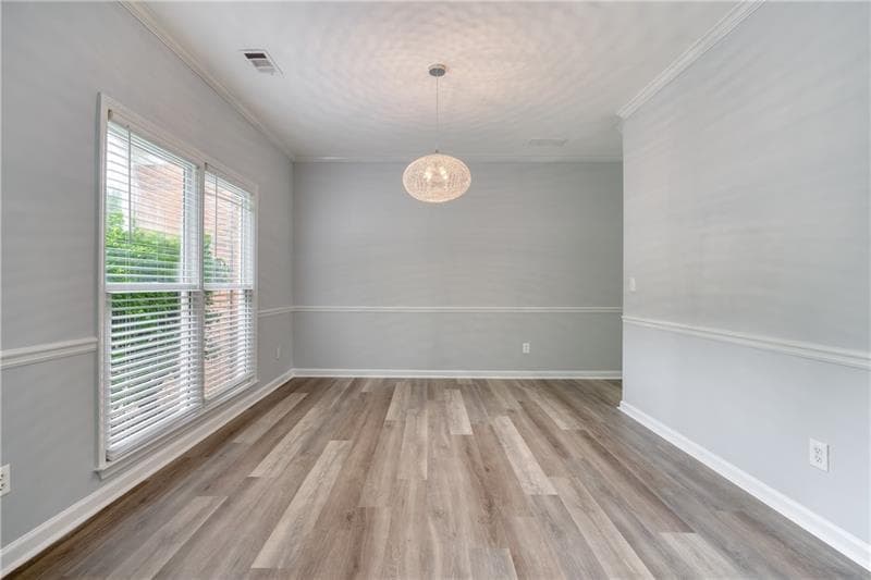 4 bedroom, 3 bathroom, 2,356 sq ft single family residence for rent at 355 Lamme Chase, Johns Creek, GA 30097 for $3,000 a month — photo 5