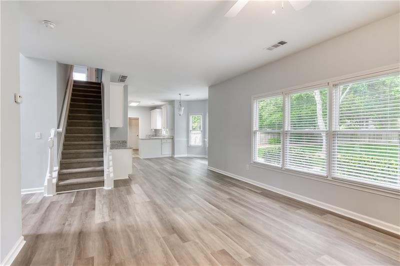 4 bedroom, 3 bathroom, 2,356 sq ft single family residence for rent at 355 Lamme Chase, Johns Creek, GA 30097 for $3,000 a month — photo 10