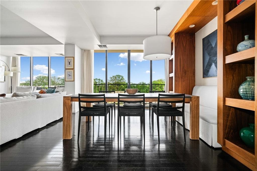 2 bedroom, 2 bathroom, 1,641 sq ft condominium for sale at 145 15th Street 435, Atlanta, GA 30309 — photo 8