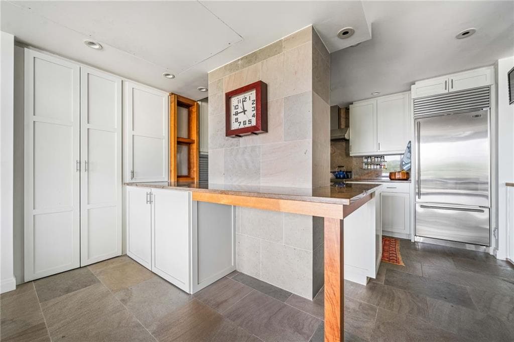 2 bedroom, 2 bathroom, 1,641 sq ft condominium for sale at 145 15th Street 435, Atlanta, GA 30309 — photo 9