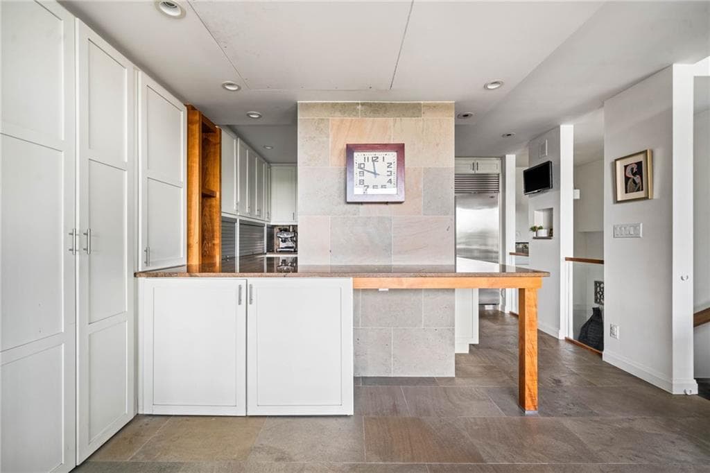 2 bedroom, 2 bathroom, 1,641 sq ft condominium for sale at 145 15th Street 435, Atlanta, GA 30309 — photo 10