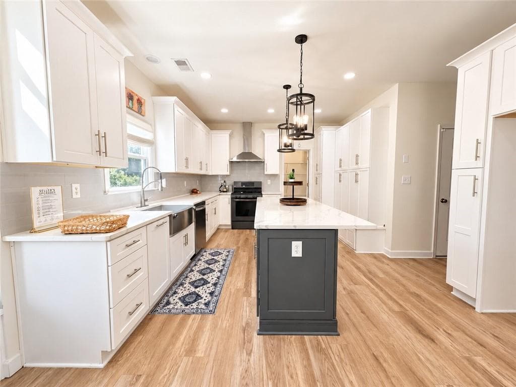 4 bedroom, 4 bathroom, 3,095 sq ft single family residence for sale at 164 Rugby Drive, Suwanee, GA 30024 — photo 8
