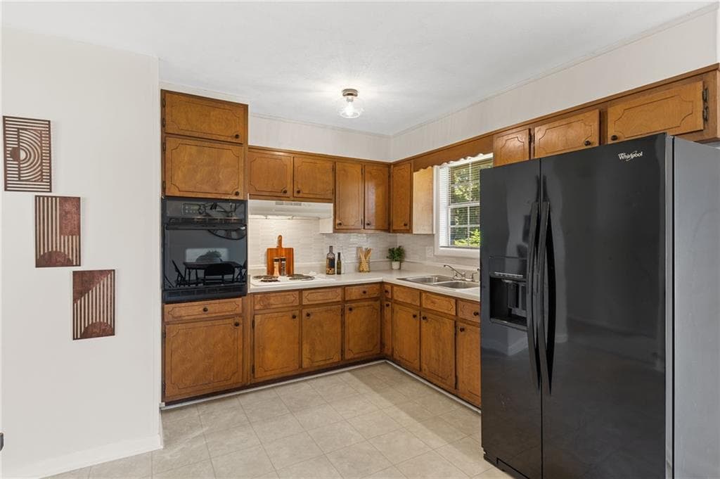 3 bedroom, 2 bathroom, 1,040 sq ft single family residence for sale at 1064 Meadowbrook Lane, Conyers, GA 30012 — photo 10