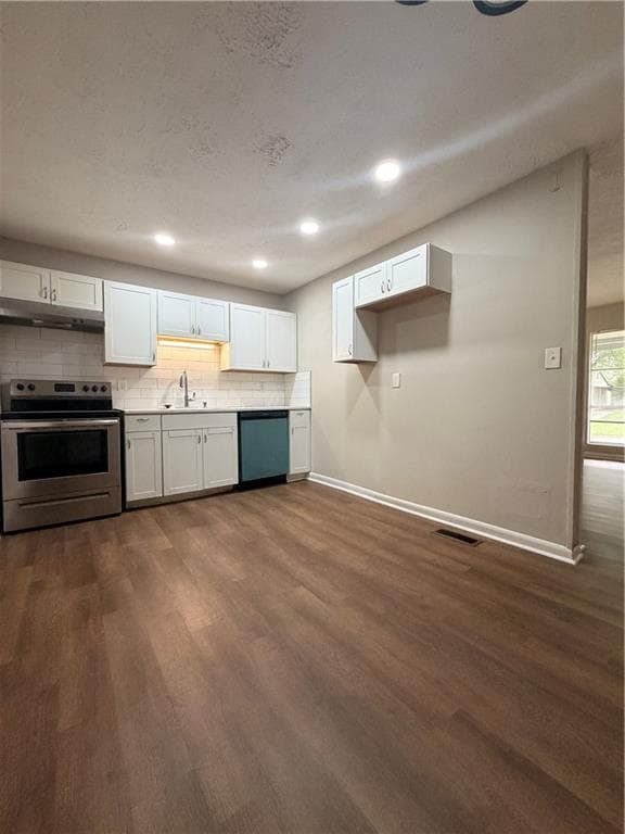 4 bedroom, 2 bathroom, 1,888 sq ft single family residence for sale at 229 Whipporwill Way, Riverdale, GA 30274 — photo 7