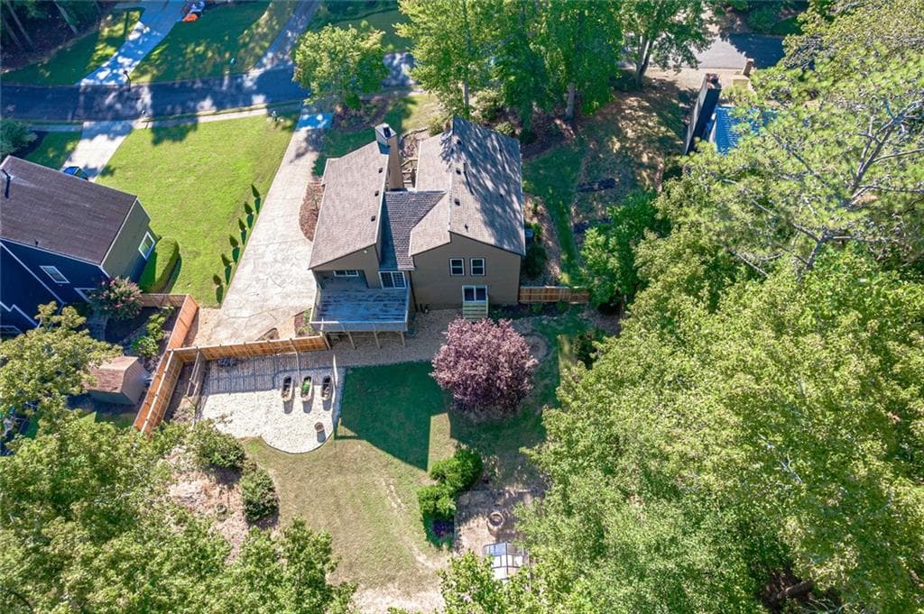4 bedroom, 3 bathroom, 2,579 sq ft single family residence for sale at 2220 Rock Ridge Road, Marietta, GA 30062 — photo 6