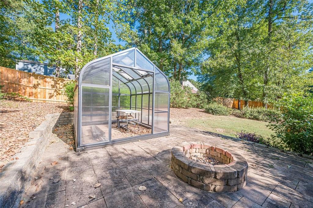 4 bedroom, 3 bathroom, 2,579 sq ft single family residence for sale at 2220 Rock Ridge Road, Marietta, GA 30062 — photo 9