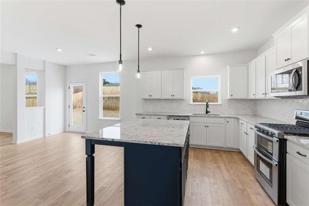 4 bedroom, 3 bathroom, 2,088 sq ft single family residence for sale at 4170 Chapel Hill Reserve, Douglasville, GA 30135 — photo 7