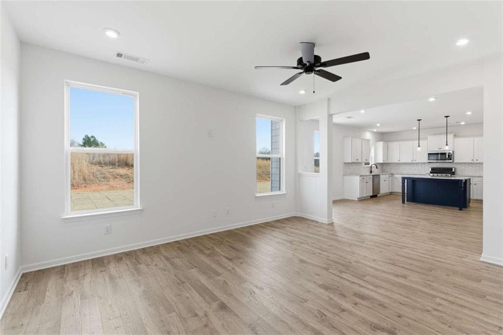 4 bedroom, 3 bathroom, 2,088 sq ft single family residence for sale at 4170 Chapel Hill Reserve, Douglasville, GA 30135 — photo 10