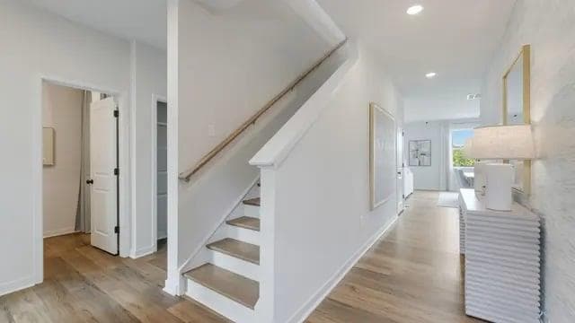 4 bedroom, 3 bathroom, 2,568 sq ft single family residence for sale at 5675 Rosehall Place, South Fulton, GA 30349 — photo 4
