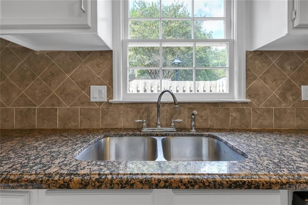 3 bedroom, 3 bathroom, 1,488 sq ft townhouse for sale at 1138 Moorestown Circle, Decatur, GA 30033 — photo 9