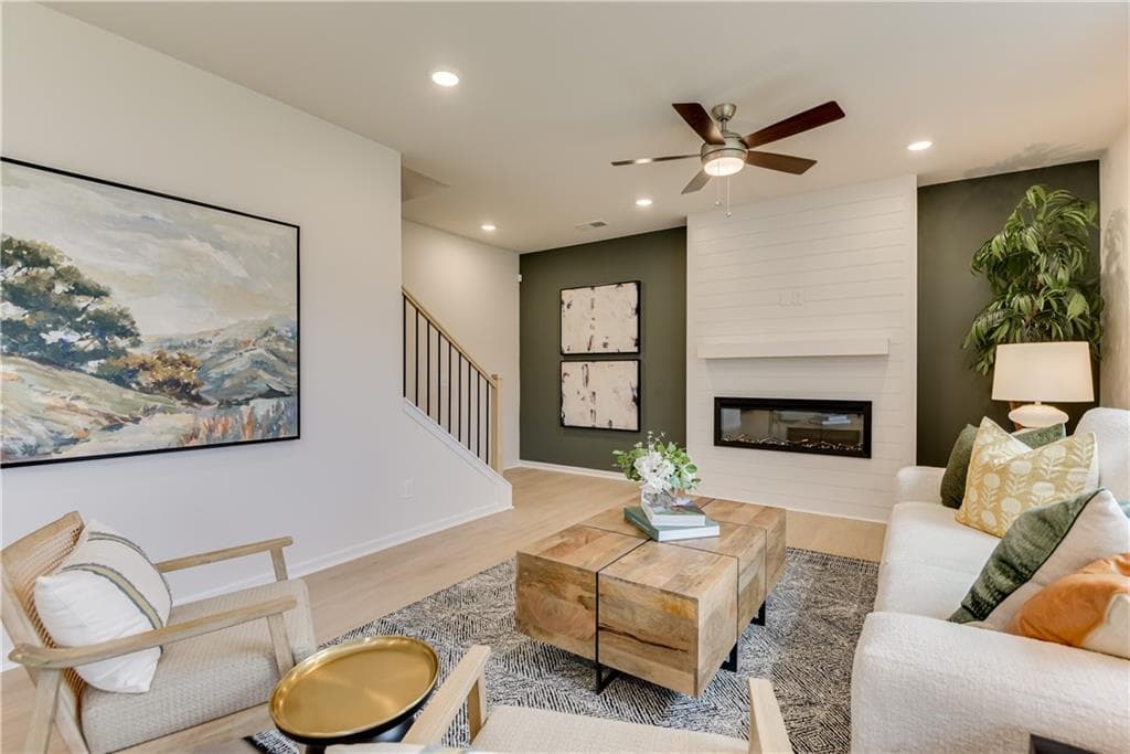 5 bedroom, 3 bathroom, 2,686 sq ft single family residence for sale at 400 Satilla Court, Locust Grove, GA 30248 — photo 10