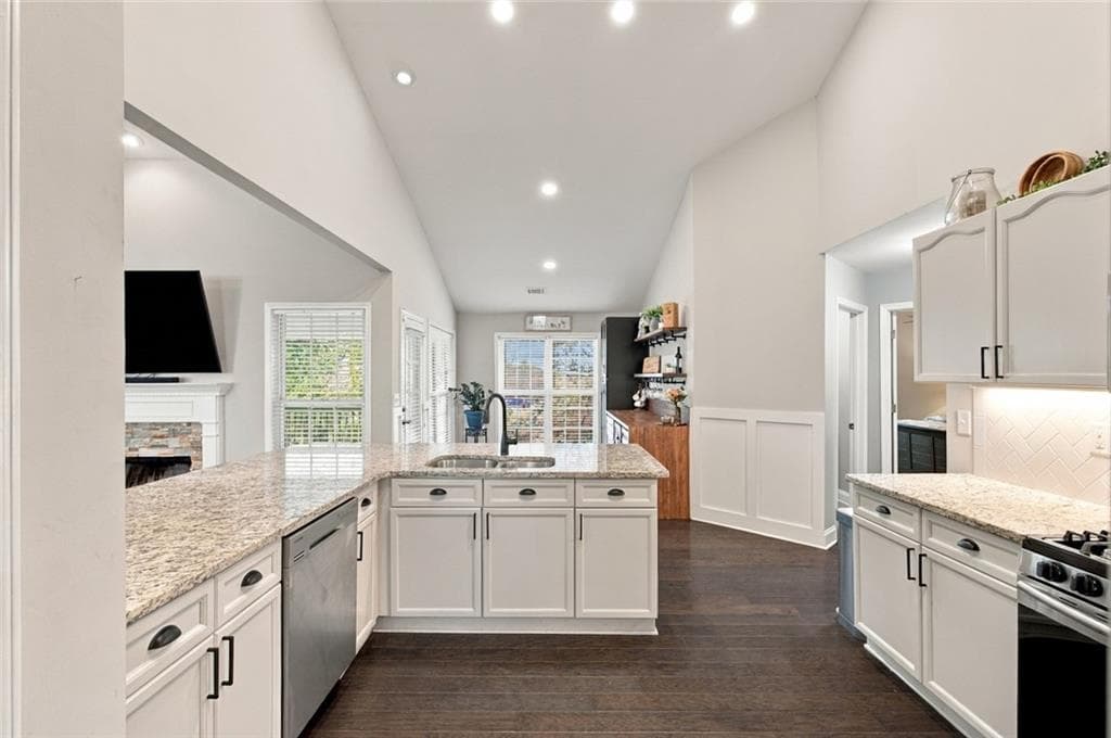 3 bedroom, 2 bathroom, 2,353 sq ft single family residence for sale at 2449 Snowshoe Bend, Bethlehem, GA 30620 — photo 10