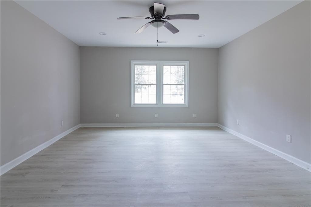 4 bedroom, 3 bathroom, 4,796 sq ft single family residence for sale at 2531 Midway Road, Decatur, GA 30030 — photo 8
