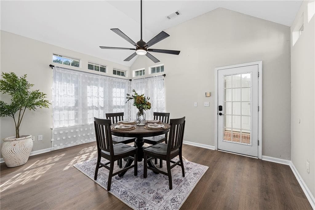 3 bedroom, 2 bathroom, 1,460 sq ft single family residence for sale at 312 Pinehurst Way, Canton, GA 30114 — photo 3