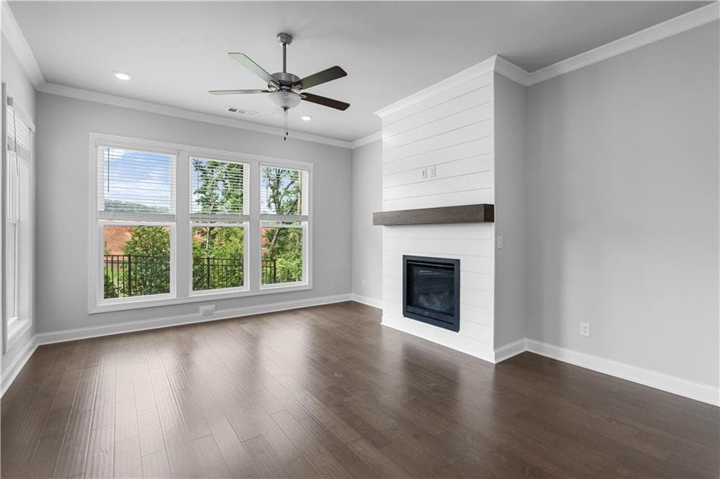 3 bedroom, 3 bathroom, 2,433 sq ft single family residence for sale at 610 Silva Street, Cumming, GA 30040 — photo 9