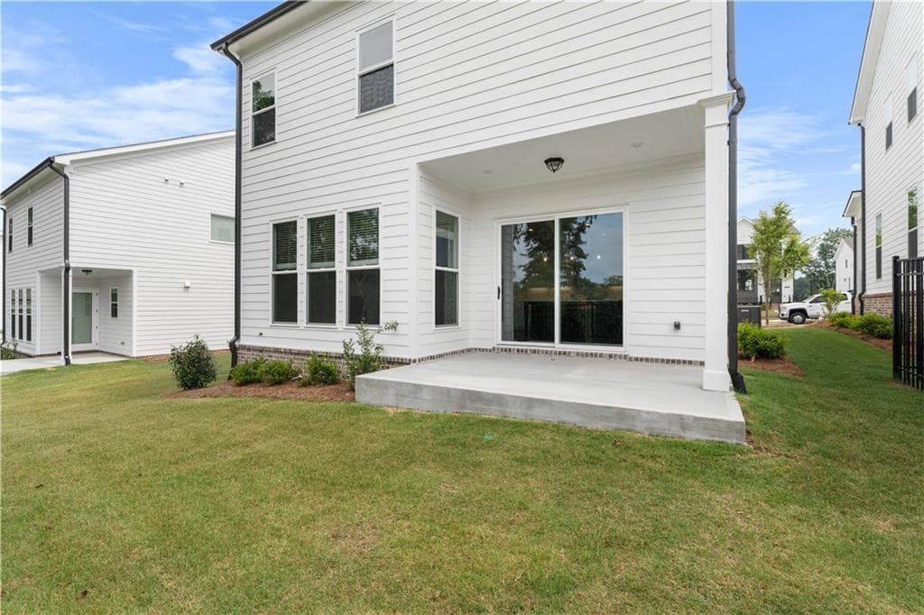 3 bedroom, 3 bathroom, 2,433 sq ft single family residence for sale at 610 Silva Street, Cumming, GA 30040 — photo 8
