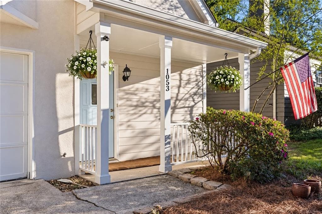 3 bedroom, 3 bathroom, 1,748 sq ft single family residence for sale at 1053 Standard Drive, Brookhaven, GA 30319 — photo 2
