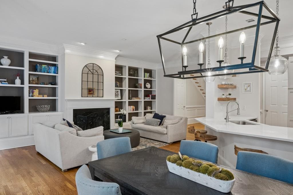 4 bedroom, 5 bathroom, 3,220 sq ft townhouse for sale at 3313 Buckhead Forest Mews, Atlanta, GA 30305 — photo 7