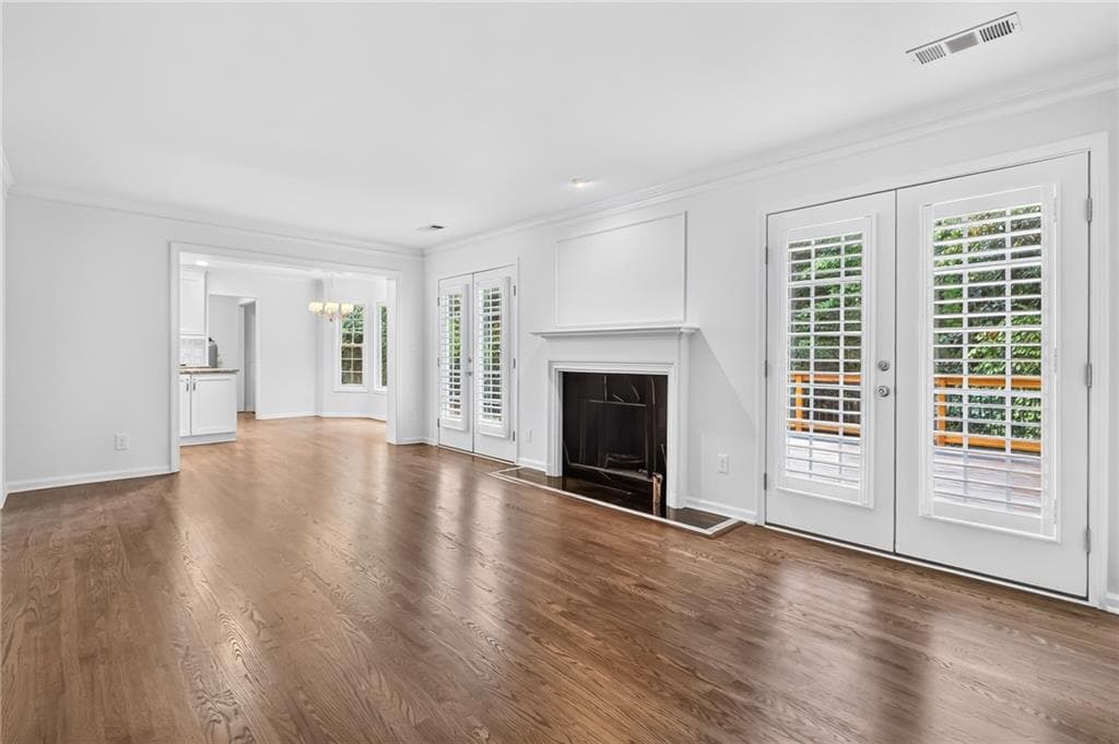 3 bedroom, 2 bathroom, 2,204 sq ft single family residence for sale at 1761 Canton Hills Circle, Marietta, GA 30062 — photo 3
