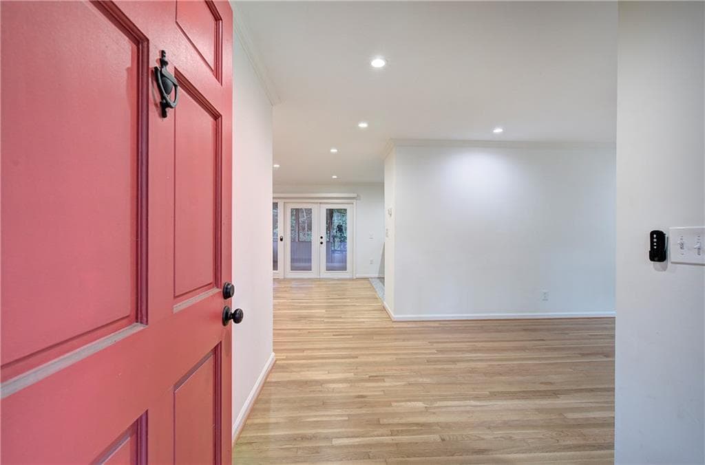 3 bedroom, 2 bathroom, 1,445 sq ft single family residence for rent at 1990 Glenroy Place, Smyrna, GA 30080 for $3,000 a month — photo 6
