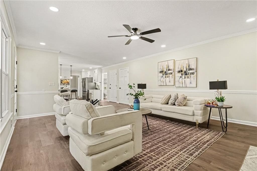 5 bedroom, 4 bathroom, 3,980 sq ft single family residence for sale at 1419 Dunsford Circle, Suwanee, GA 30024 — photo 7