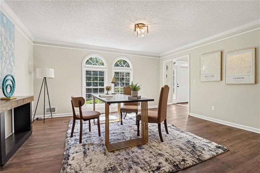 5 bedroom, 4 bathroom, 3,980 sq ft single family residence for sale at 1419 Dunsford Circle, Suwanee, GA 30024 — photo 9