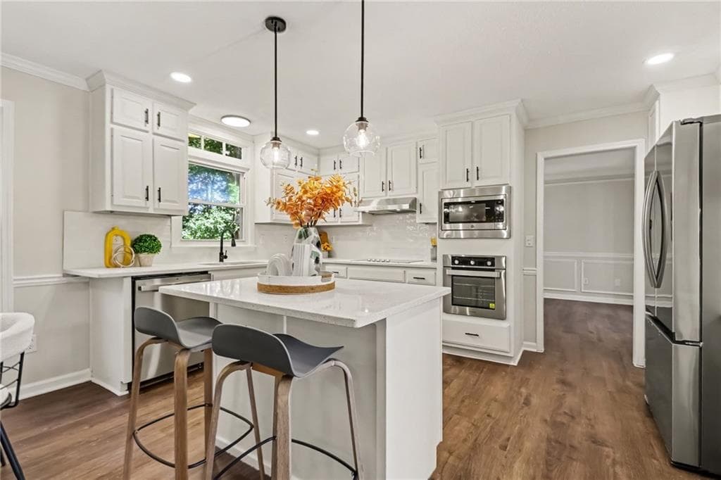 5 bedroom, 4 bathroom, 3,980 sq ft single family residence for sale at 1419 Dunsford Circle, Suwanee, GA 30024 — photo 10