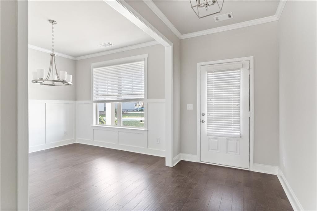 5 bedroom, 3 bathroom, 2,562 sq ft single family residence for sale at 2051 Orchid Lane, Lithia Springs, GA 30122 — photo 3