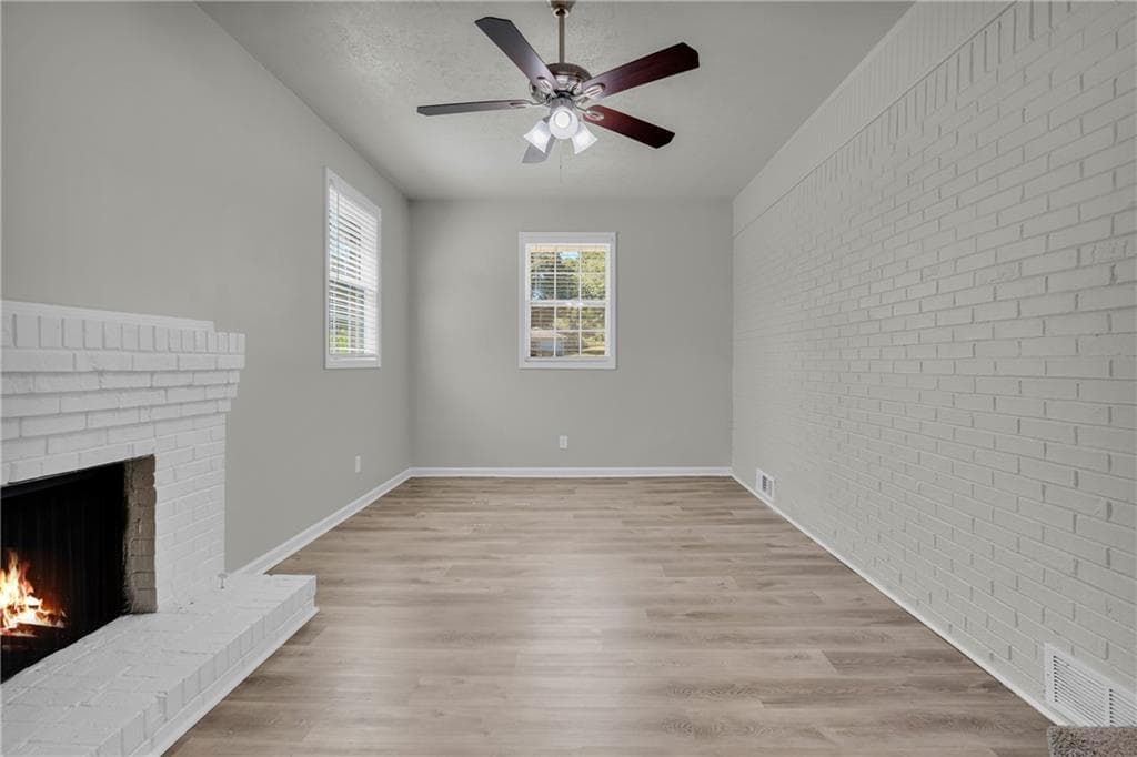 4 bedroom, 2 bathroom, 1,352 sq ft single family residence for sale at 1118 Crestview Circle, Conyers, GA 30012 — photo 9