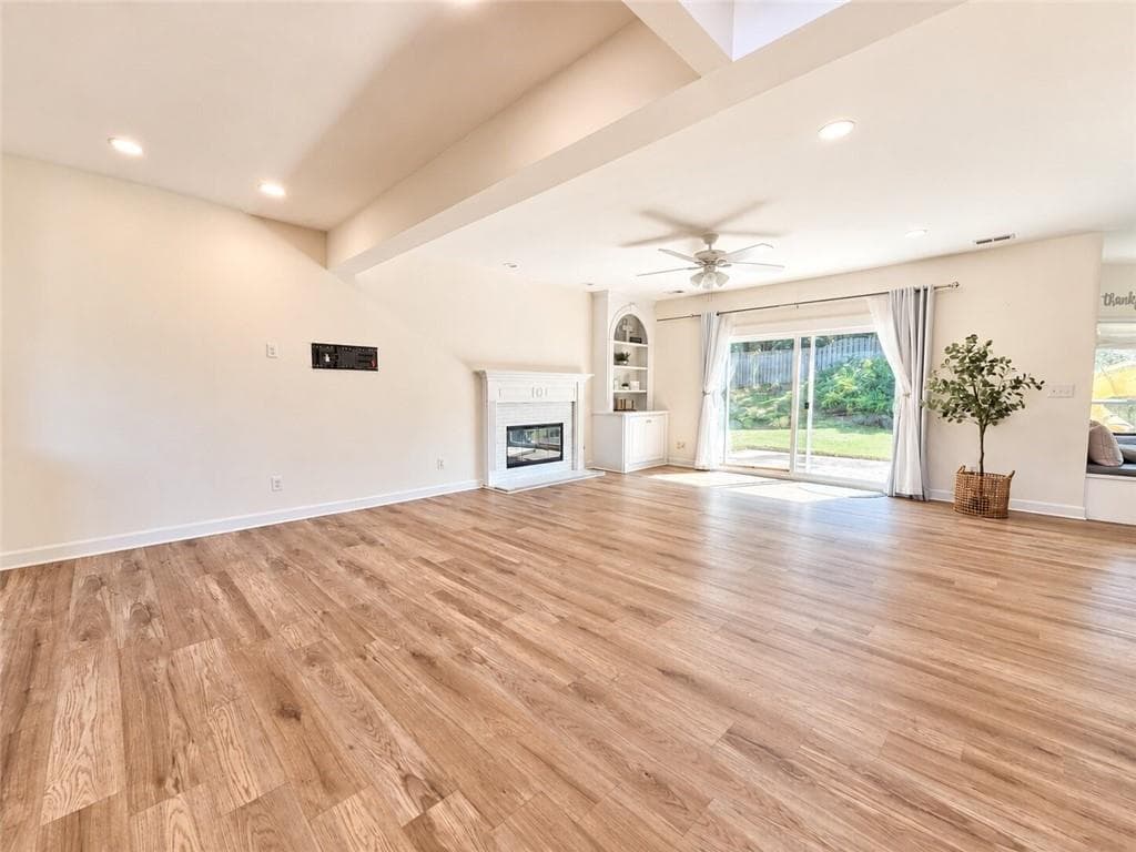 4 bedroom, 4 bathroom, 3,095 sq ft single family residence for sale at 164 Rugby Drive, Suwanee, GA 30024 — photo 3