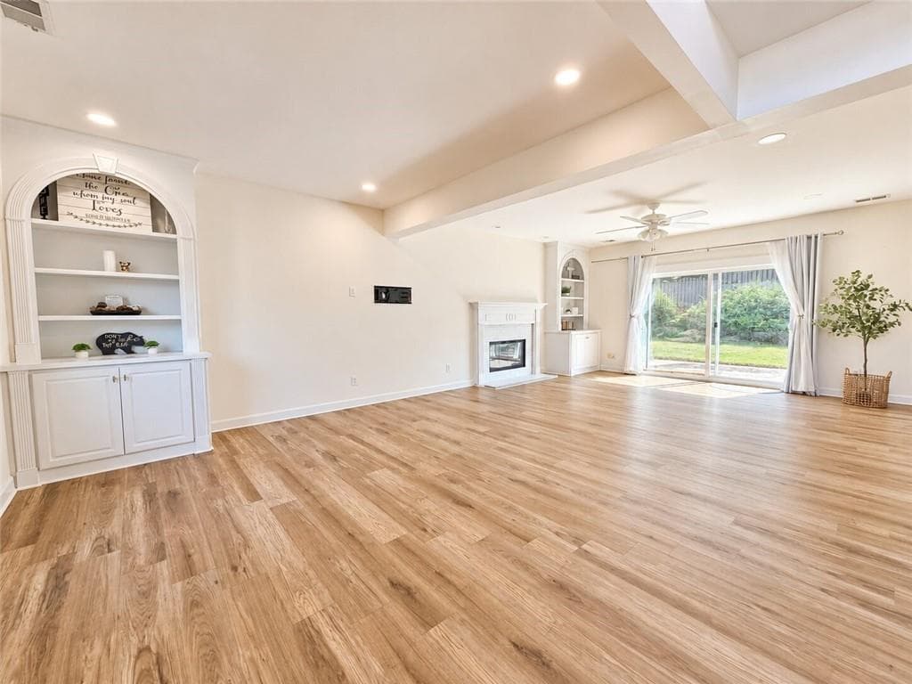 4 bedroom, 4 bathroom, 3,095 sq ft single family residence for sale at 164 Rugby Drive, Suwanee, GA 30024 — photo 5