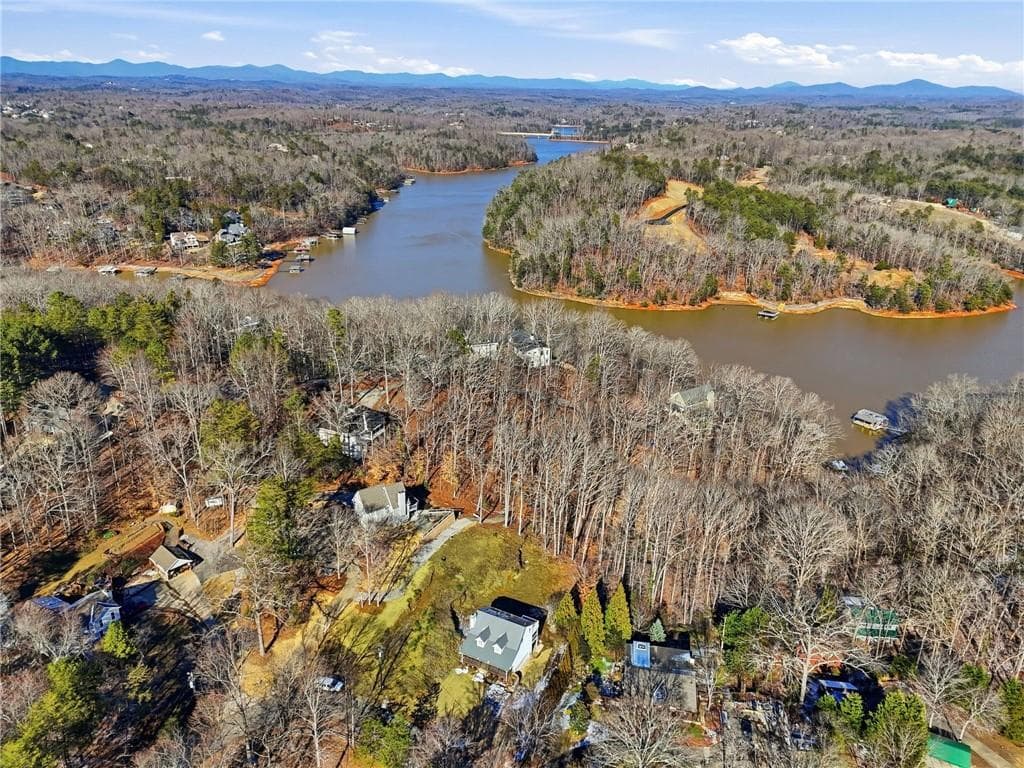 3 bedroom, 2 bathroom, 1,588 sq ft single family residence for sale at 681 Chestatee Point, Dawsonville, GA 30534 — photo 9